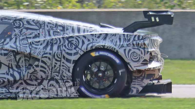 Illustration for article titled Mid-Engine Corvette C8.R: The Best Look Yet